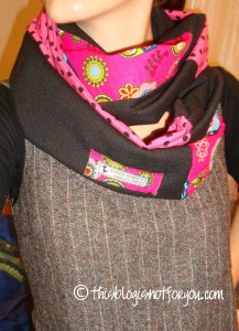 loop scarf pink/black