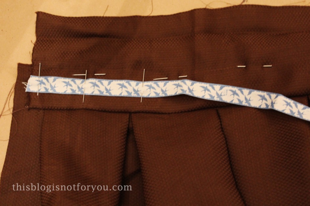 tutorial for pleated vintage skirt by thisblogisnotforyou.com