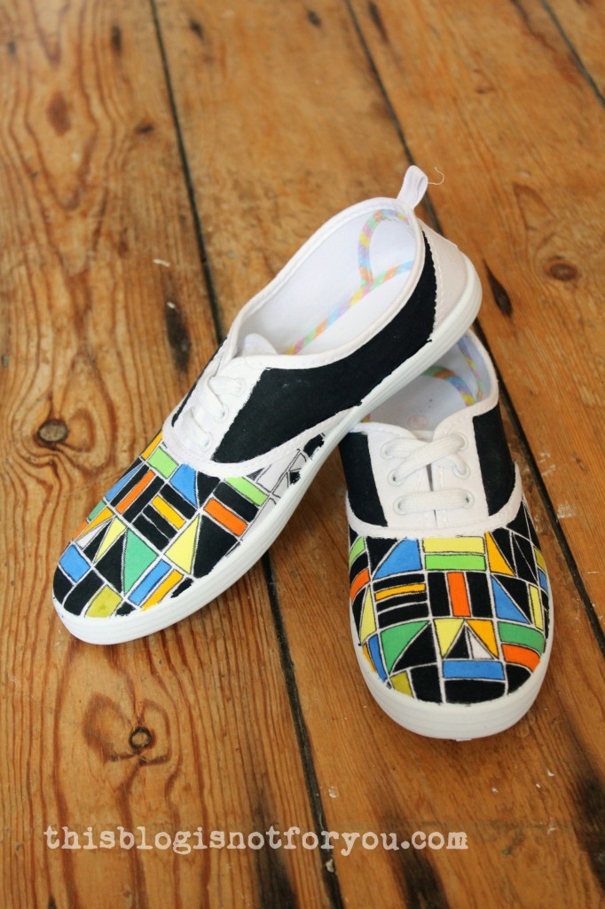 painted shoes by thisblogisnotforyou.com