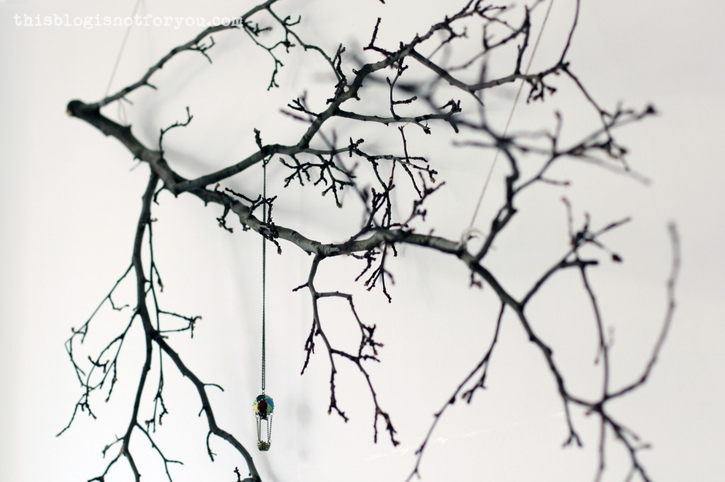 tree branch wall decor by thisblogisnotforyou.com