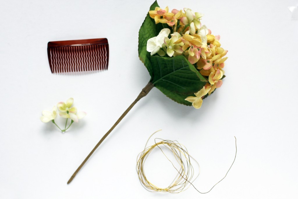 DIY Floral Bridal Hair Comb by thisblogisnotforyou.com